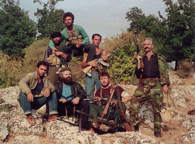 Муџахедини Србе живе спаљивали